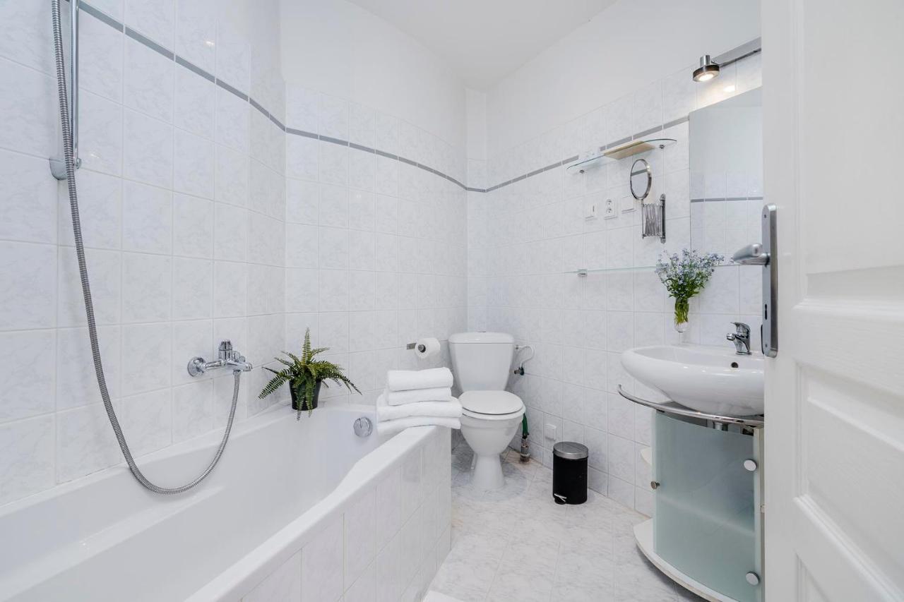 Apt Near Old Town Prague By Michal&Friends エクステリア 写真